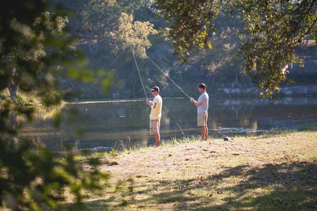The Lodge At Cypress Falls Wimberley Εξωτερικό φωτογραφία